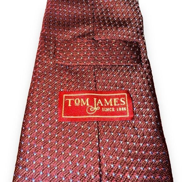 Tom James Mainline Red Micro Polkadot Made in USA Silk Tie - Picture 3 of 6